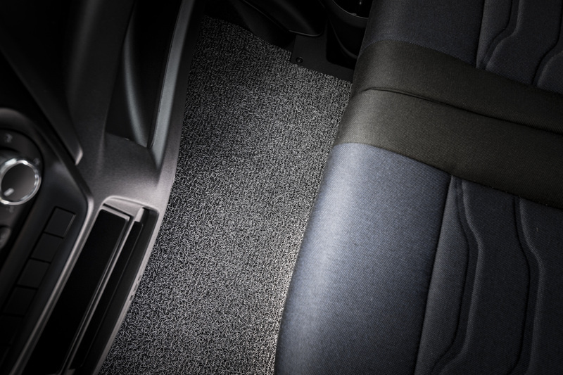 CARBEST Koberec do kabiny řidiče pro VW T6.1/T6 od roku výroby 2015