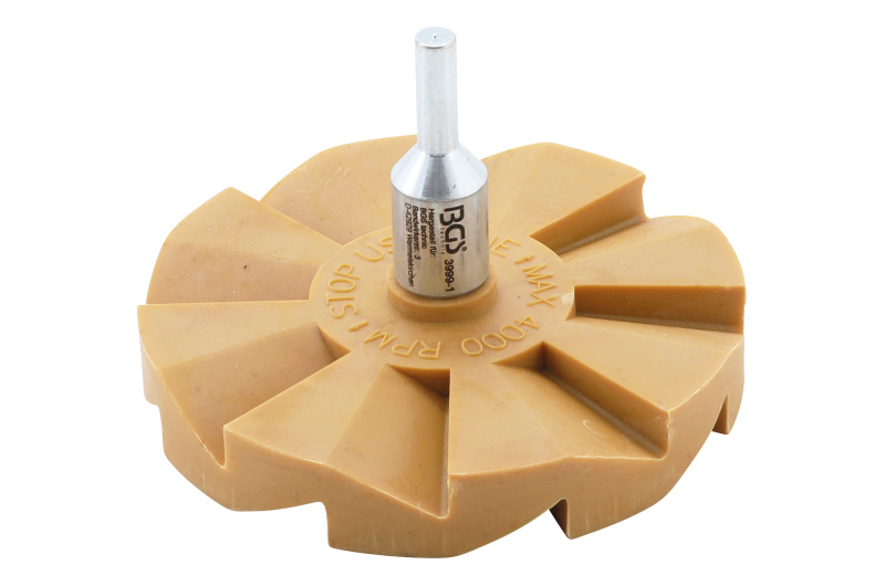 Kotouč pro odtranění samolepek