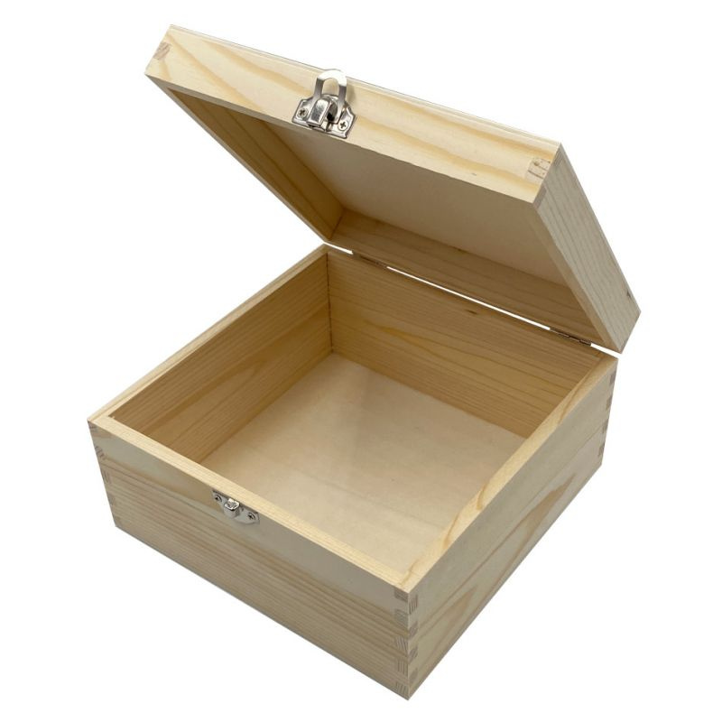 Dřevěná krabička čtvercová 18,8x18,8x10cm