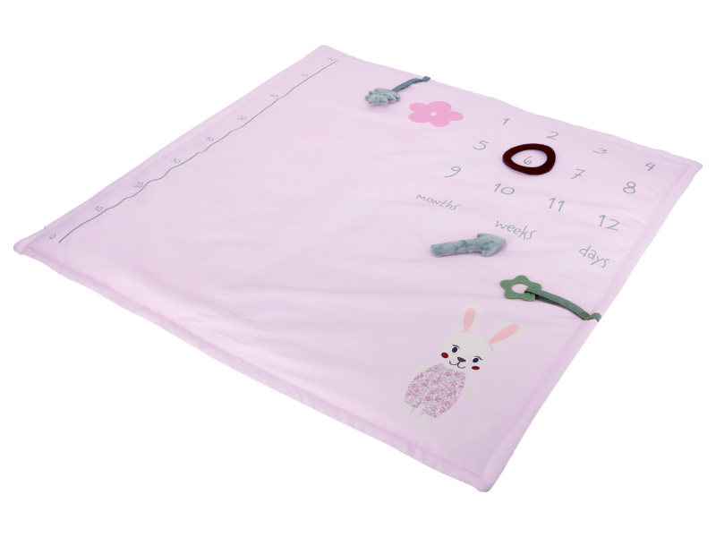 lupilu® Dětská deka s milníky, 90 x 90 cm (růžová/dívka)