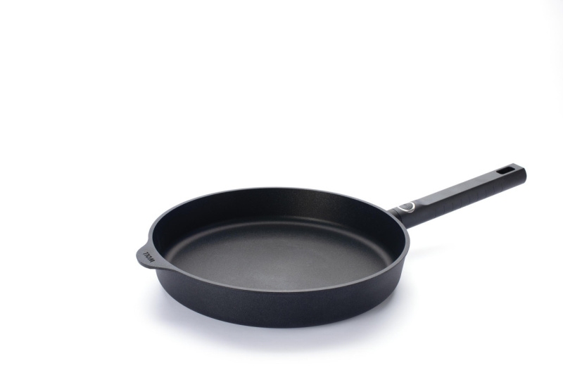 Woll Nepřilnavá pánev Logic XR, Ø 28 cm 528LCI