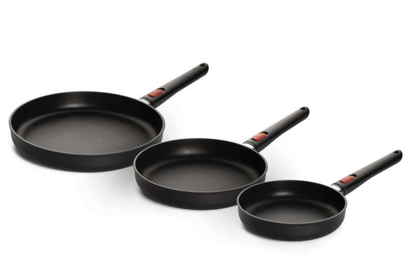 Woll Sada 3 nepřilnavých pánví Eco Lite s odnímatelnou rukojetí, 20 + 24 + 28 cm NB-ELI-SET-0001