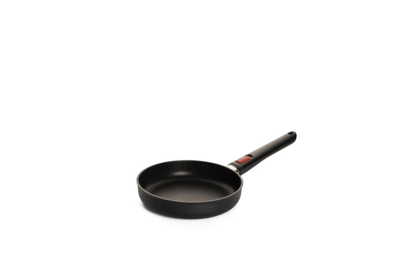 Woll Nepřilnavá pánev Eco Lite QXR s odnímatelnou rukojetí, Ø 20 cm 1520ELI-Q