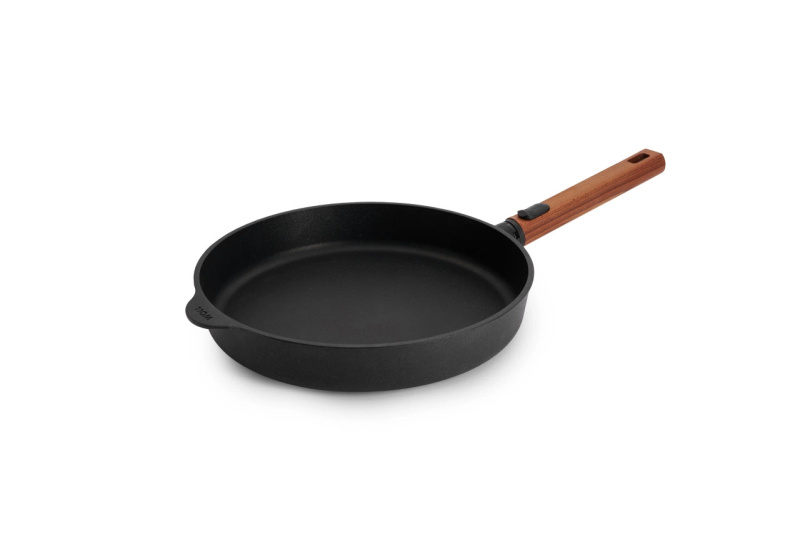 Woll Nepřilnavá pánev Eco Logic QXR s dřevěnou odnímatelnou rukojetí, Ø 28 cm 1528WLCI-Q