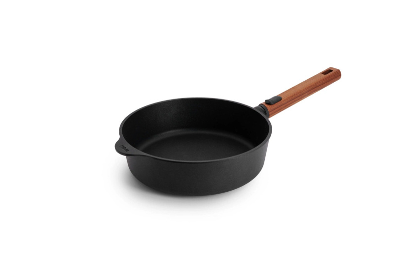 Woll Nepřilnavá soté pánev Eco Logic QXR s dřevěnou odnímatelnou rukojetí, Ø 24 cm 1724WLCI-Q