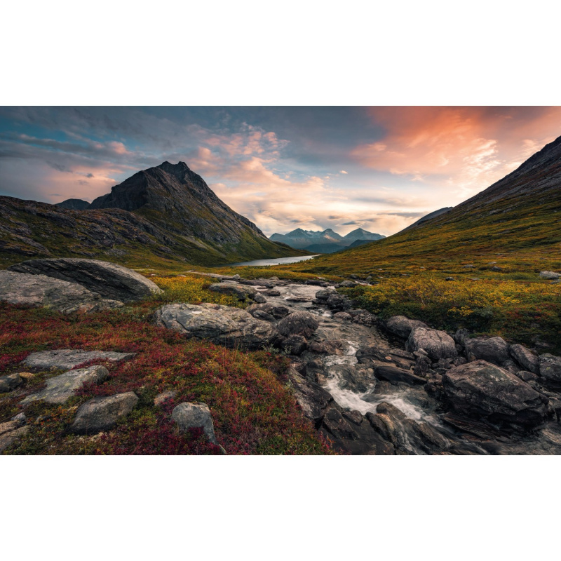 Komar Vliesová fototapeta Schroffes Paradies 450 x 280 cm