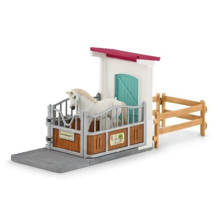 Schleich - Jezdecký klub, Rozšíření stáje pro koně