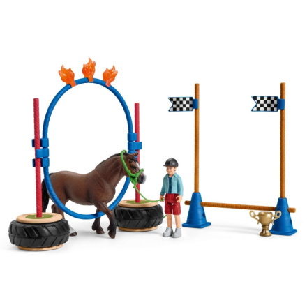 Schleich - Jezdecký klub, Závod v agility pro poníky