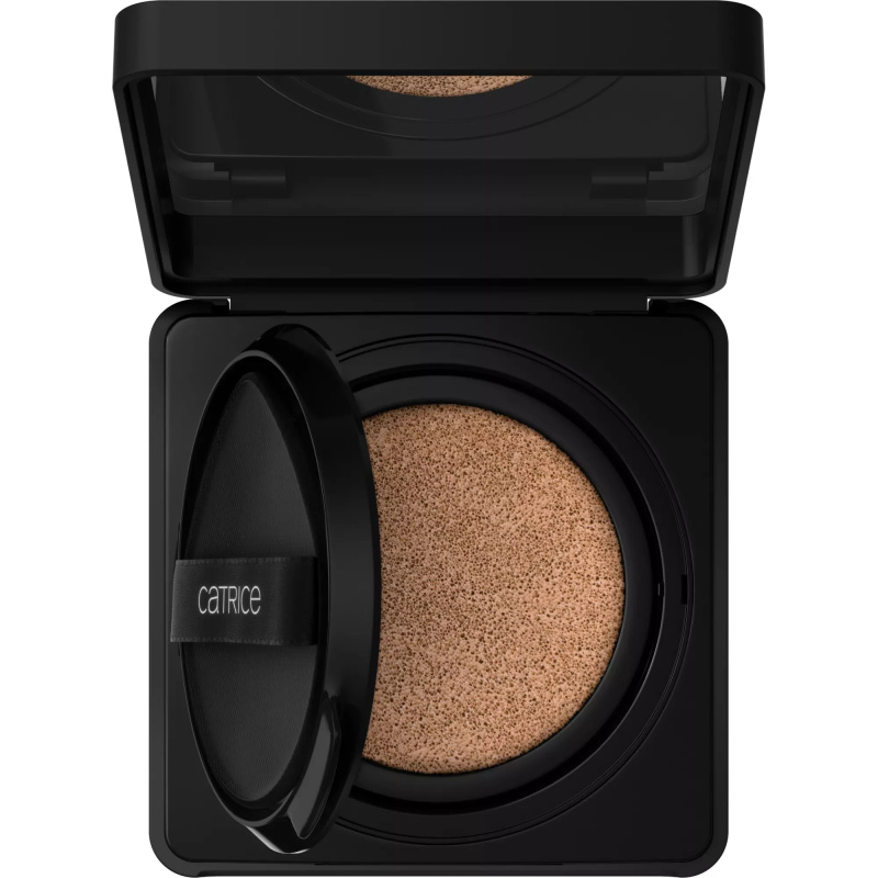 Catrice Invisible Cover Cushion Foundation matující make-up v houbičce SPF 30 odstín C042C 10 g