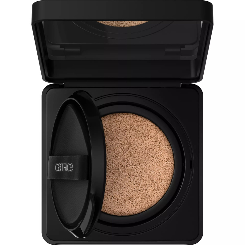 Catrice Invisible Cover Cushion Foundation matující make-up v houbičce SPF 30 odstín 10 g
