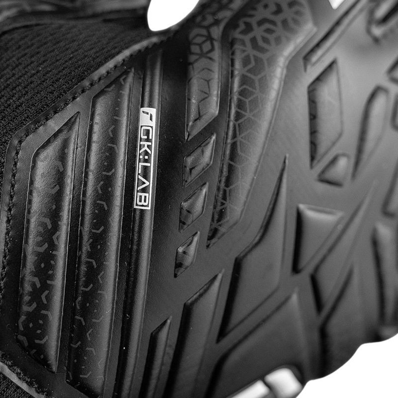 Reusch Attrakt Resist brankářské rukavice 5570615 7700 10,5