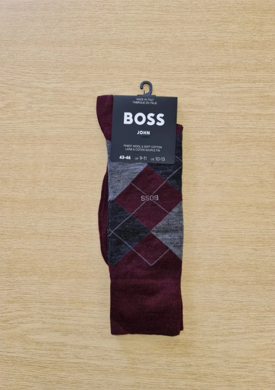 PÁNSKÉ PONOŽKY BOSS 50478362 Barva: Bordó, Velikost: 39/42