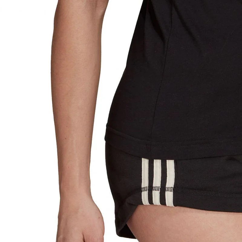 Tričko adidas Floral Graphic Tee W GT8806 xs