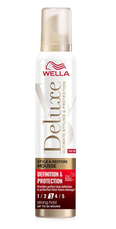Wella Deluxe Definition & Protection pěnové tužidlo pro bohatý objem 200 ml