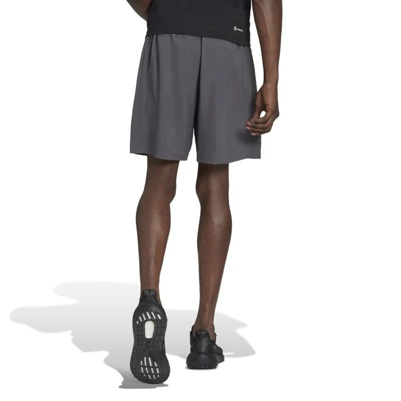 Šortky adidas TR-ES Woven M IC6978 L (183 cm)