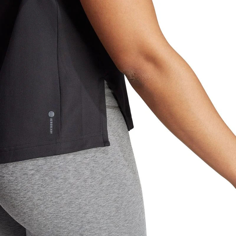 Adidas Versatile Tee W IA7748 tričko xs