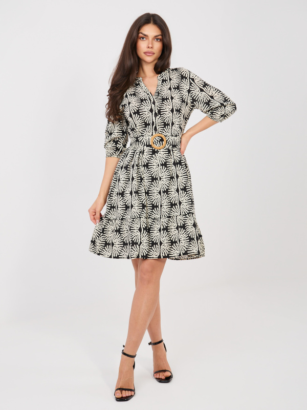 Černé vzorované šaty s bufnatými rukávy