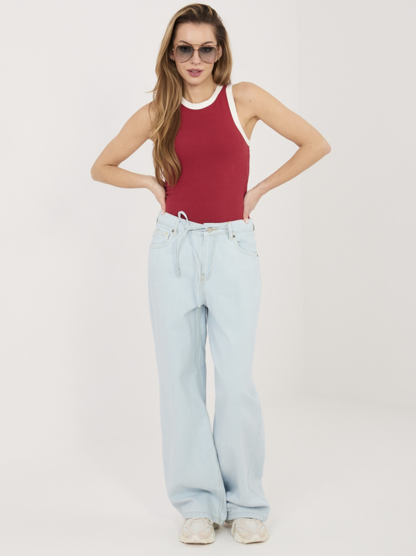 Světle modré široké džíny s vázáním