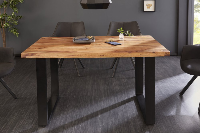INVICTA INTERIOR Masivní dřevěný jídelní stůl Windsor 120 cm sheesham