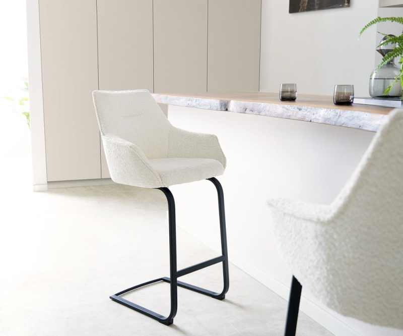 Barová židle Alja-Flex konzolová podnož plochá kov černá bouclé bílá