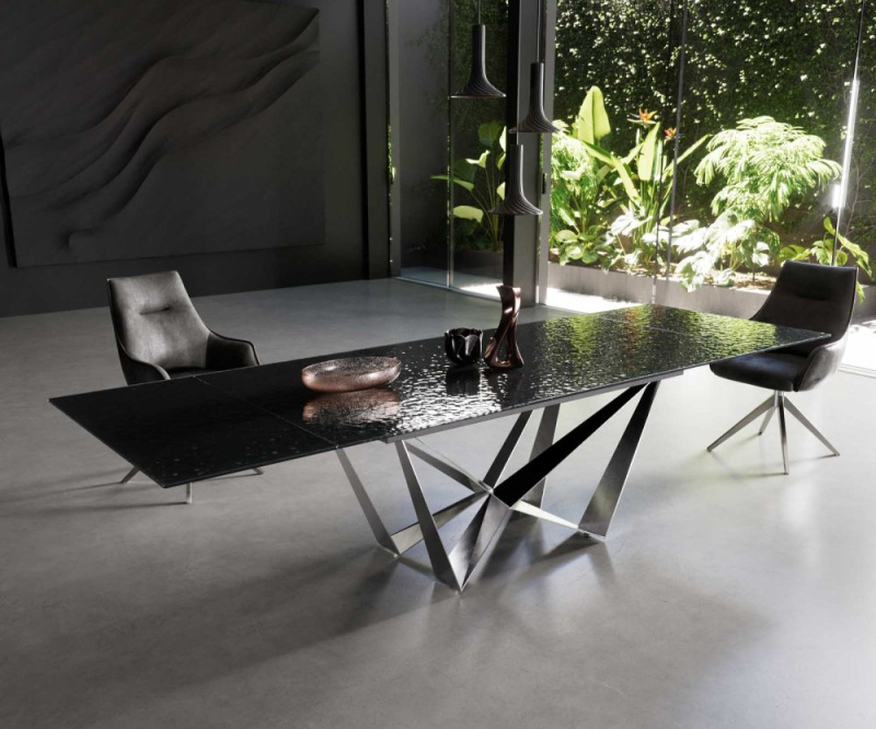 Jídelní stůl Edge 200-300x100 reliéfní sklo kouřové černá 3D design