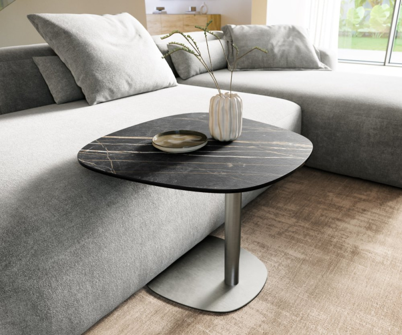 Konferenční stolek Edge Boot 60x60 cm keramika Laminam® Noir Desir