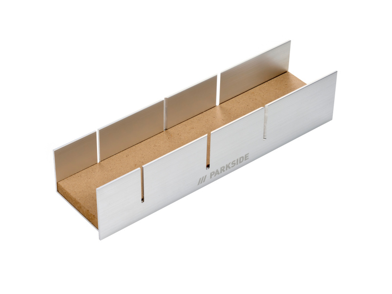 Parkside® Pilka na dřevo (řezací zásuvka)