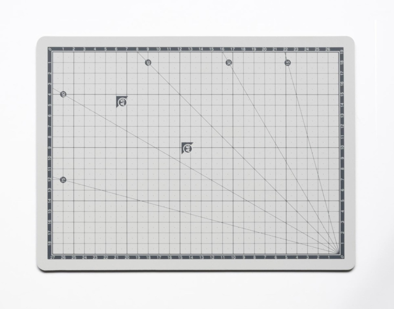 Podložka na řezání - 30 x 22 cm, s rastrem