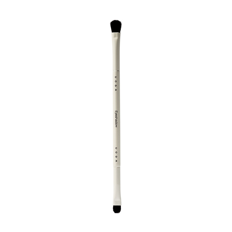 UOGA UOGA Oboustranný štětec na oční stíny Eyeshadow Duo brush -  1 ks
