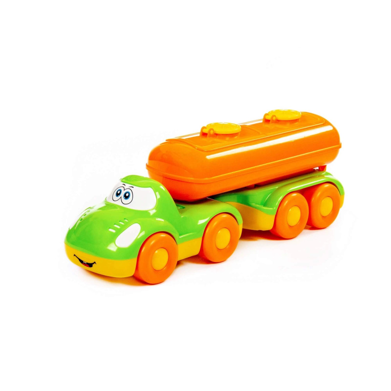 Auto Kamarát s návěsem cisternou