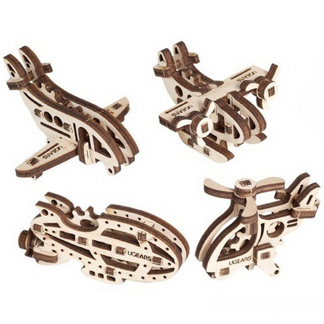 Ugears 3D dřevěné mechanické puzzle 4 mechanické přívěšky Létající stroje