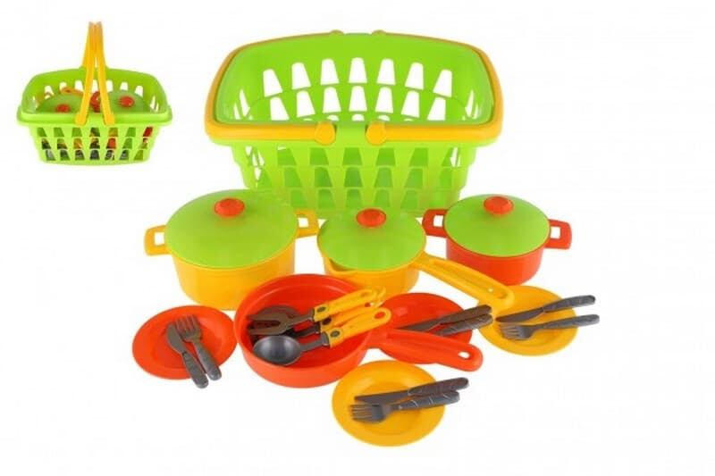 Sada hrnců + příbory v síťce plast v nákupním košíku