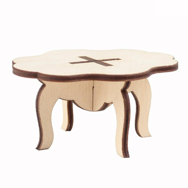 Stolek z překližky 8x6,5x4cm