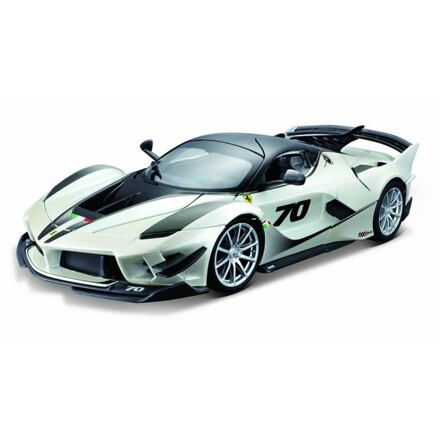 Bburago Ferrari FXX K Evo bílá 1:18