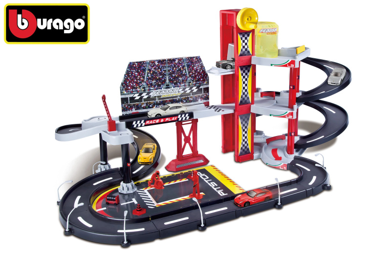 Bburago 1:43 Ferrari Race & Play Racing Garage + auto