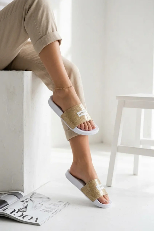 Levis dětské pantofle