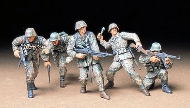 Tamiya 1:35 35196 German Front-Line Infantry