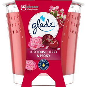 Glade svíčka 112g Luscious Cherry&Peony