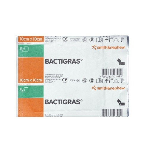 Krytí Bactigras antiseptické s mastí 10x10cm / 10 ks