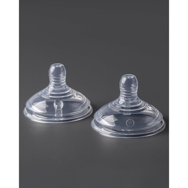 Tommee Tippee Advanced Anti-Colic Savička na lahev extra pomalý průtok 0m+ 2 ks