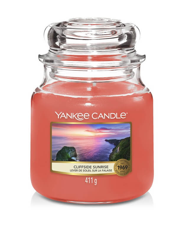 YANKEE CANDLE Classic Vonná svíčka střední Cliffside Sunrise 411 g