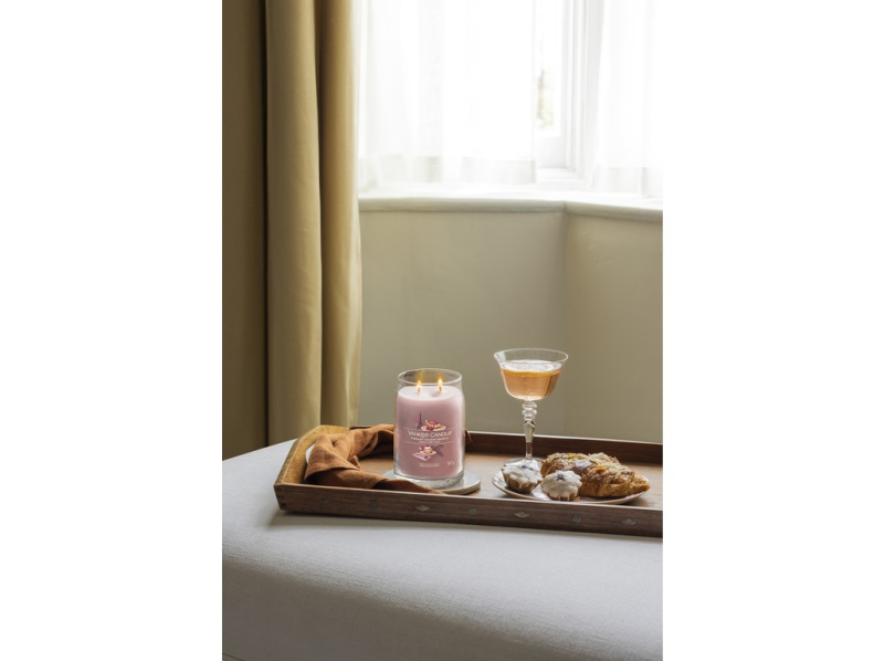 Yankee Candle Parisian Holiday Brunch vonná svíčka 567 g