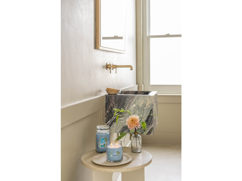 Yankee Candle Azure Sky vonná svíčka 368 g