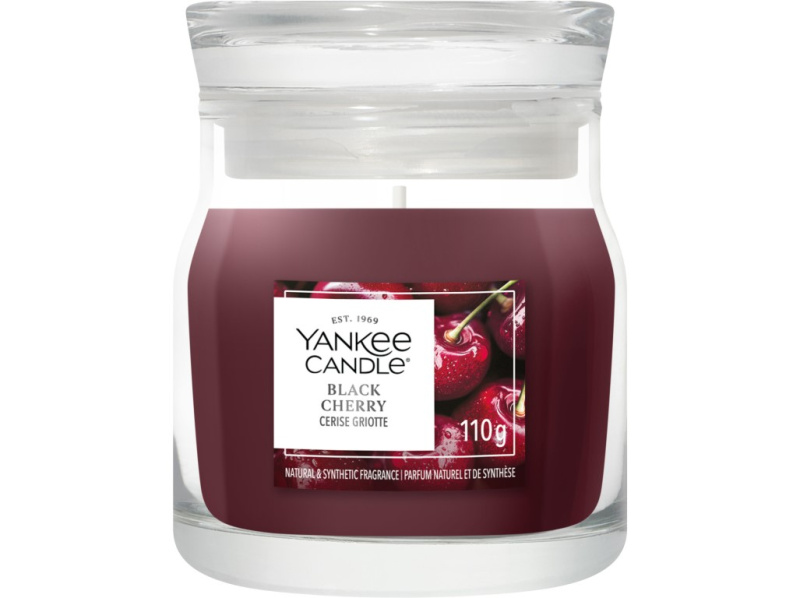 Yankee Candle Black Cherry vonná svíčka Signature 110 g
