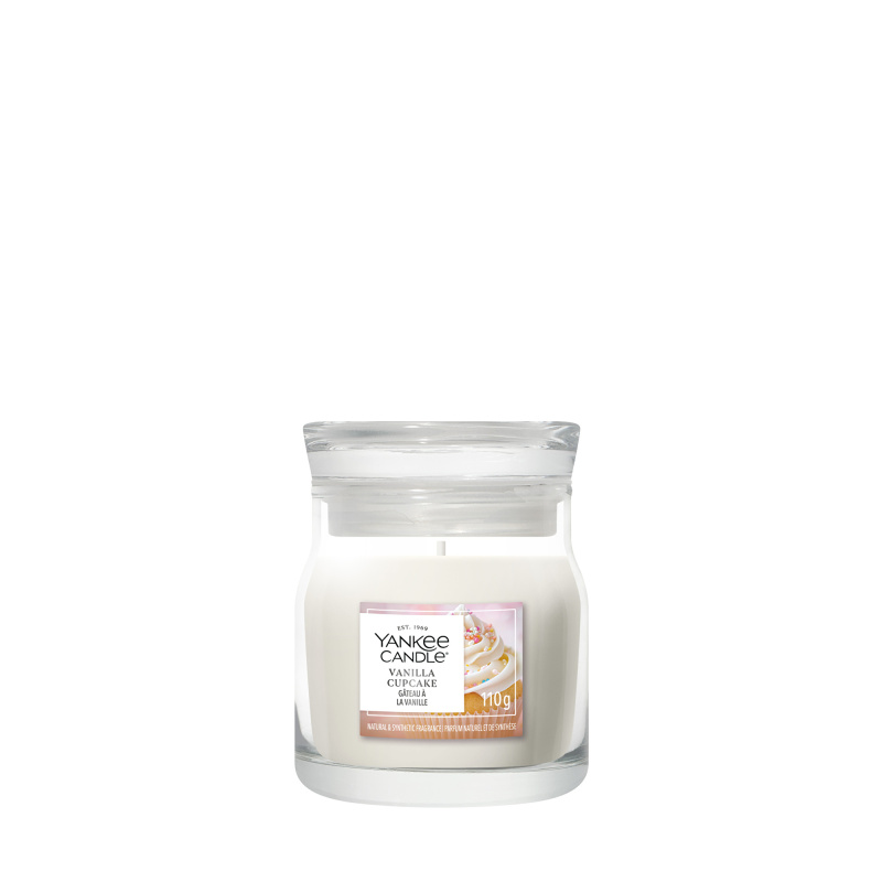 Yankee Candle Vanilla Cupcake vonná svíčka Signature 110 g