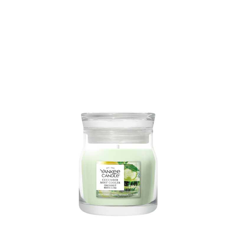 Yankee Candle Cucumber Mint Cooler vonná svíčka Signature 110 g