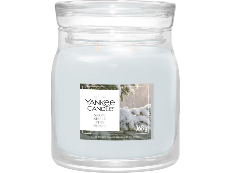 Yankee Candle Snow Kissed Pine vonná svíčka 368 g