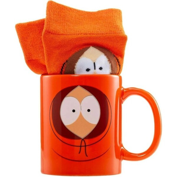 CurePink Dárkový set hrnek s ponožkami South Park Kenny hrnku velikost ponožek EU 41 45 GP86928 315 ml