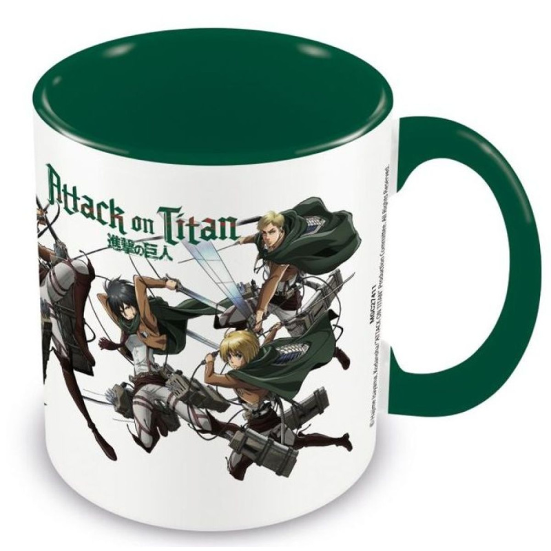 EPEE Merch Pyramid Attack on Titan Hrnek Characters 315 ml