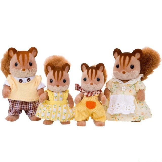 Sylvanian Families - Rodina veverek oříškových, 4ks